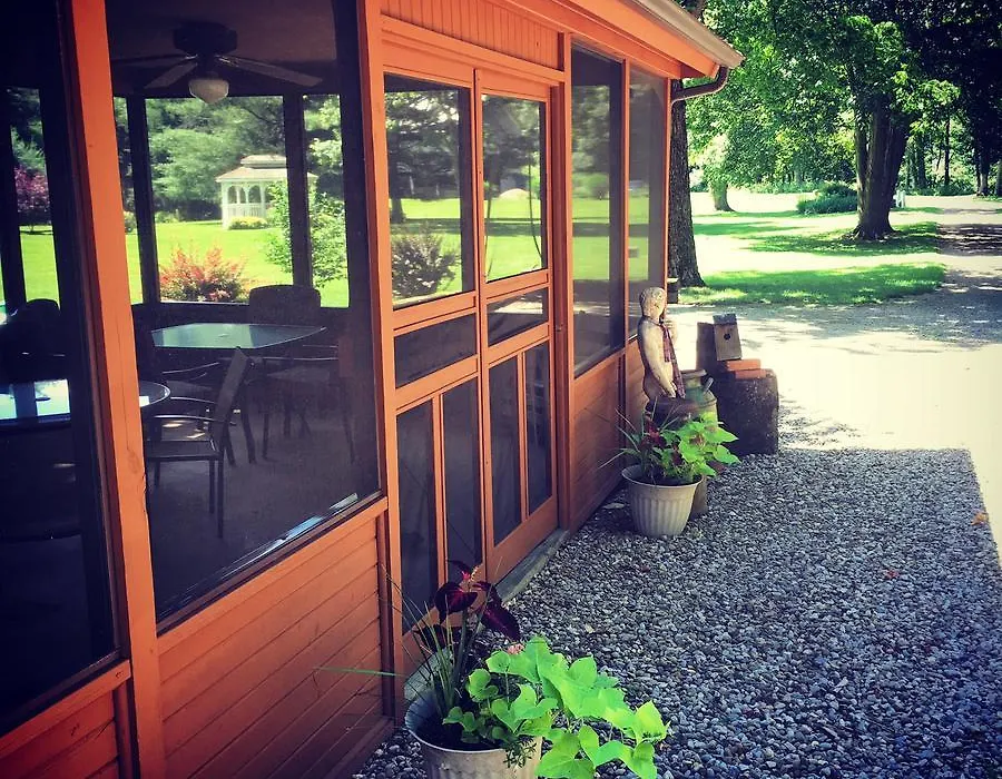 The White Oak Inn-1